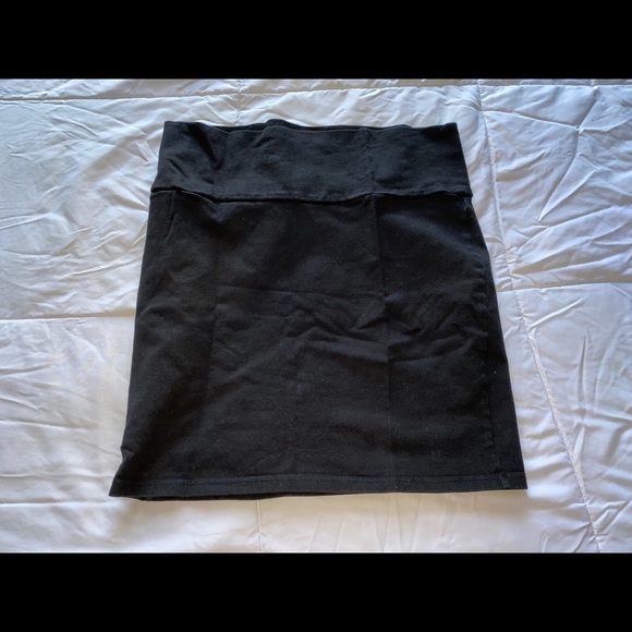 Charlotte Russe Dresses & Skirts - Charlotte Russe Black Pencil Skirt